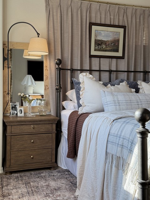 Allisyn 3 Drawer Wood Nightstand- SFV7706A-Bedroom